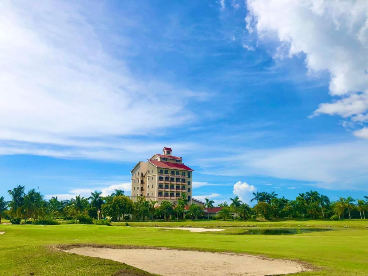 Queens Island Golf And Resort Medellin Buitenkant foto